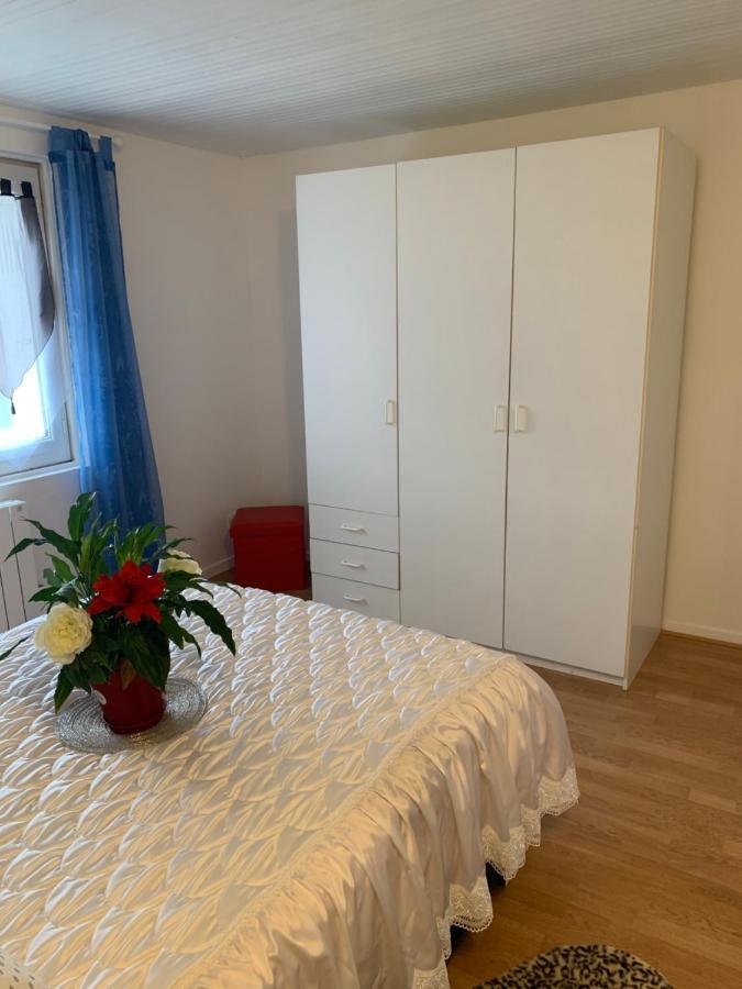 Belle Maison Avec Jardin Rdc T3 De 70M2 Vacances Ou Cure Thermale Rochefort Eksteriør bilde