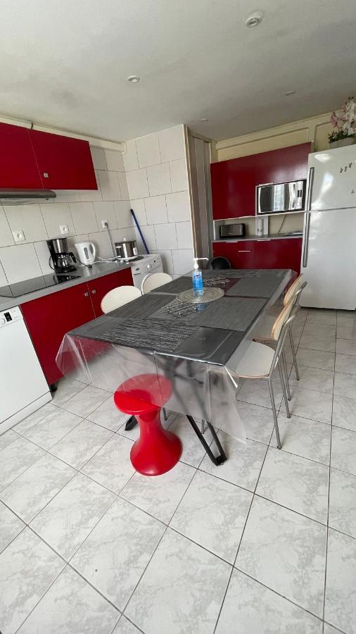 Belle Maison Avec Jardin Rdc T3 De 70M2 Vacances Ou Cure Thermale Rochefort Eksteriør bilde