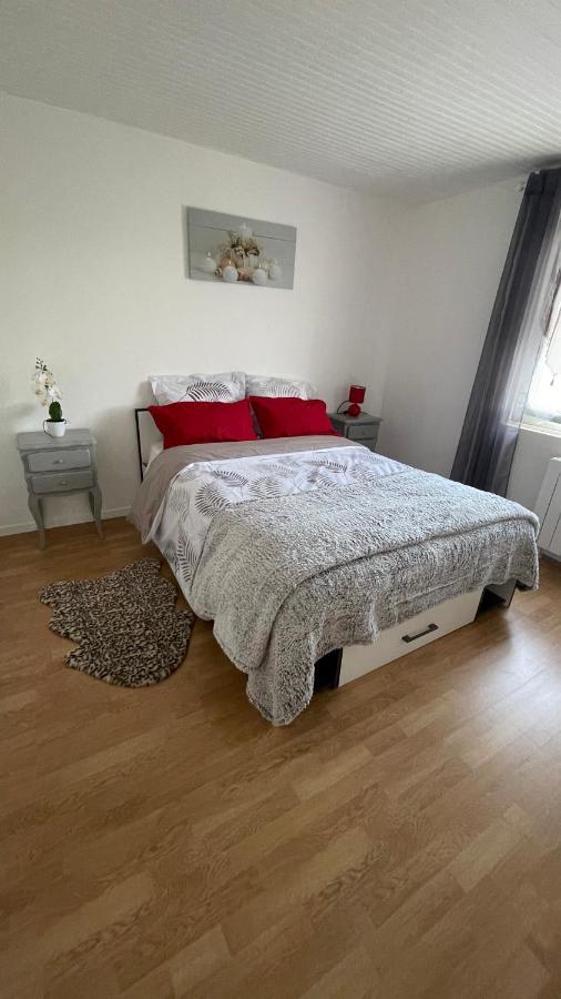 Belle Maison Avec Jardin Rdc T3 De 70M2 Vacances Ou Cure Thermale Rochefort Eksteriør bilde