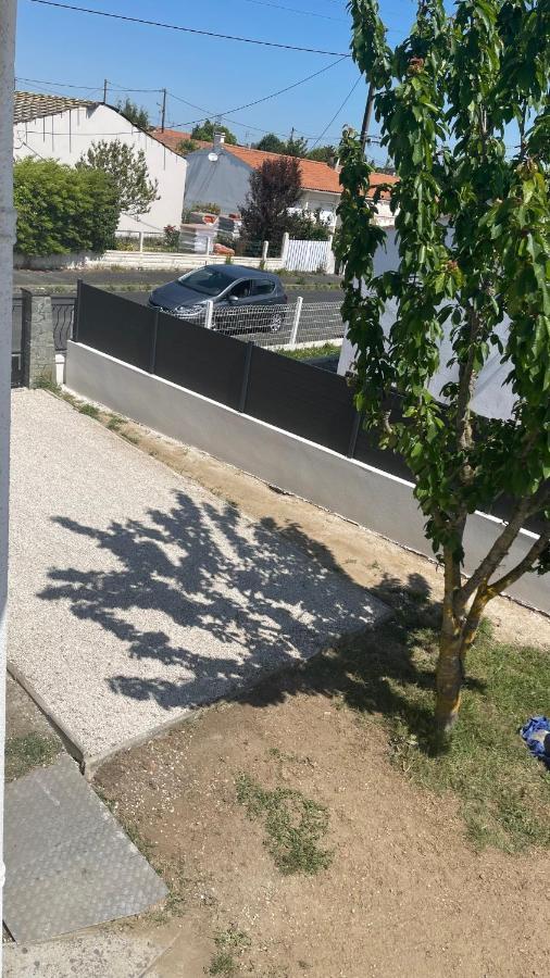 Belle Maison Avec Jardin Rdc T3 De 70M2 Vacances Ou Cure Thermale Rochefort Eksteriør bilde