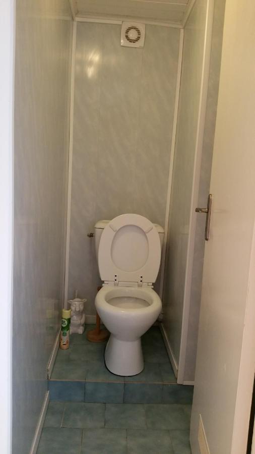 Belle Maison Avec Jardin Rdc T3 De 70M2 Vacances Ou Cure Thermale Rochefort Eksteriør bilde