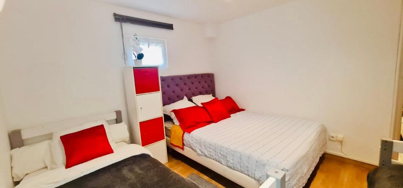 Belle Maison Avec Jardin Rdc T3 De 70M2 Vacances Ou Cure Thermale Rochefort Eksteriør bilde