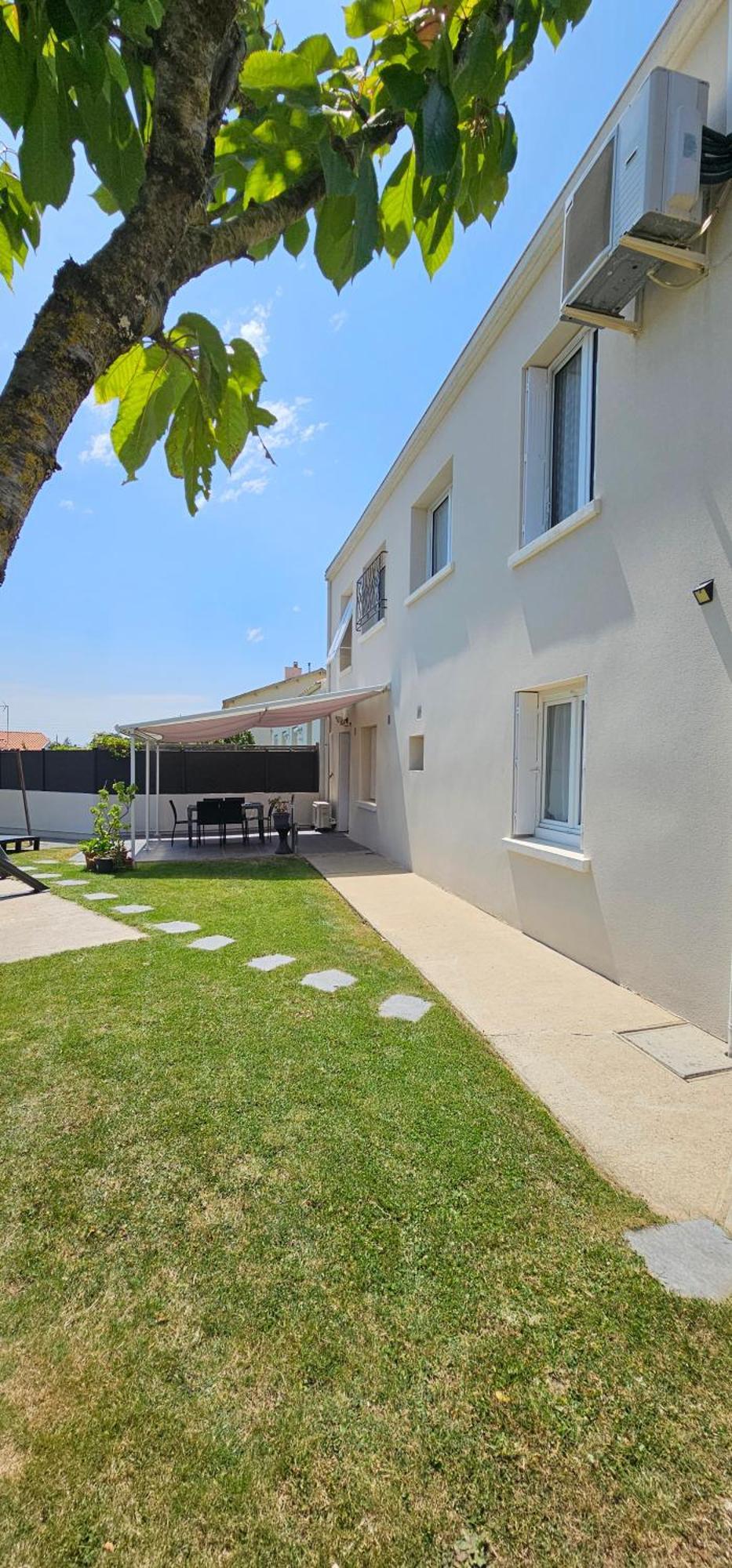 Belle Maison Avec Jardin Rdc T3 De 70M2 Vacances Ou Cure Thermale Rochefort Eksteriør bilde